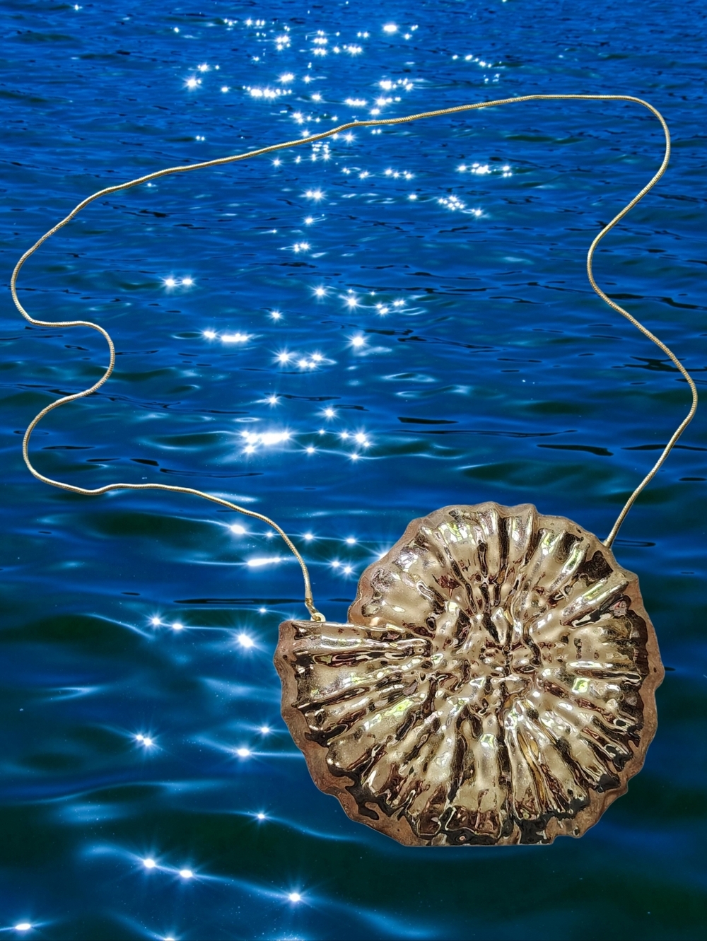 ZARA Viral Gold Conch Shell Clutch Purse Golden Special Occasion Evening Bag